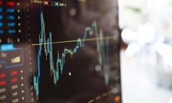 Comparing CFDs with Traditional Stock Trading: Key Differences